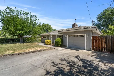 110 N 2nd Street Talent OR 97540