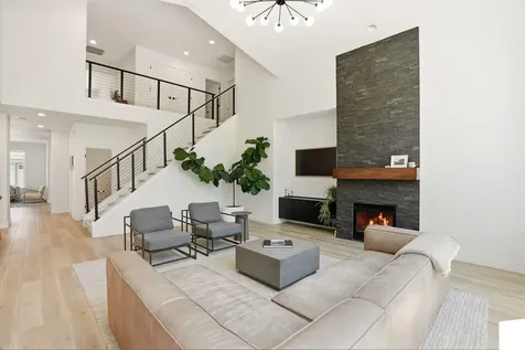 61038 Snowbrush Drive Bend OR 97702