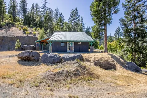 567 Woody Acres Drive Williams OR 97544