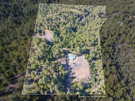 567 Woody Acres Drive Williams OR 97544