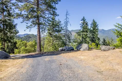 567 Woody Acres Drive Williams OR 97544