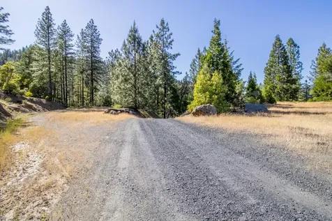 567 Woody Acres Drive Williams OR 97544