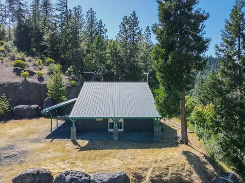 567 Woody Acres Drive Williams OR 97544