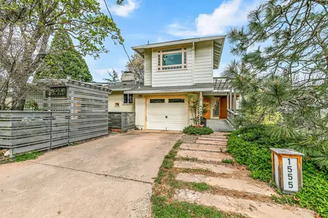 1555 Windsor Street Ashland OR 97520