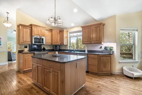 66530 Ponderosa Loop Bend OR 97703