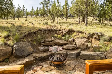 66530 Ponderosa Loop Bend OR 97703