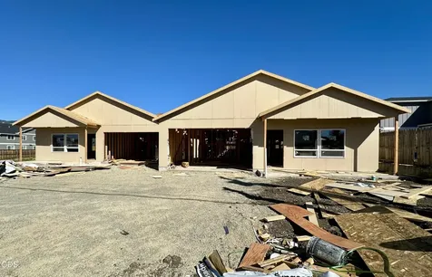 315 E Rapp Road Talent OR 97540