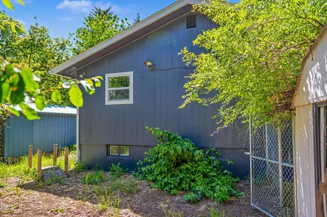 2815 California Avenue Klamath Falls OR 97601