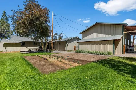1350 NE Yucca Avenue Redmond OR 97756