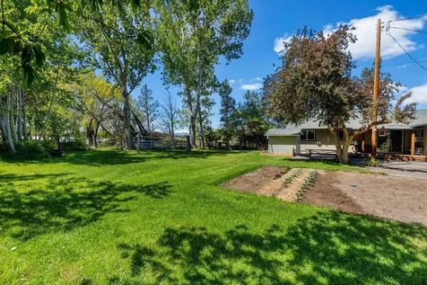 1350 NE Yucca Avenue Redmond OR 97756