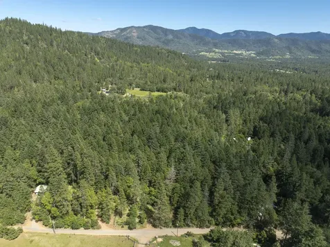 401 China Creek Road Williams OR 97544