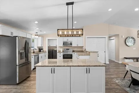 20 Penny Court Shady Cove OR 97539