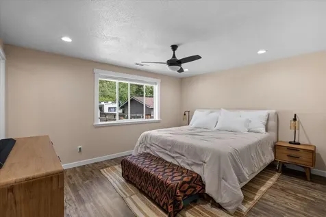 20 Penny Court Shady Cove OR 97539