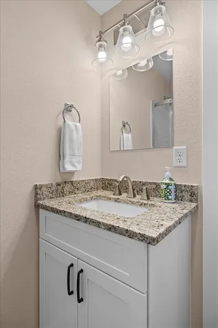 20 Penny Court Shady Cove OR 97539