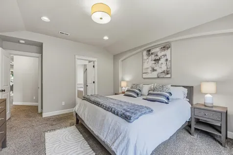 60320 Sage Stone Loop Bend OR 97702