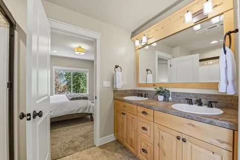 60320 Sage Stone Loop Bend OR 97702