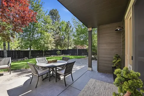 60320 Sage Stone Loop Bend OR 97702