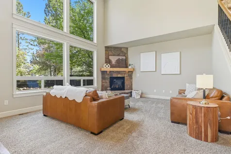 60320 Sage Stone Loop Bend OR 97702