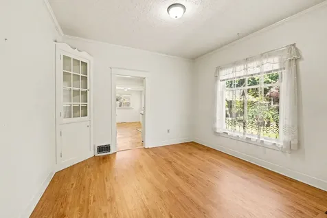29 Summit Avenue Medford OR 97501