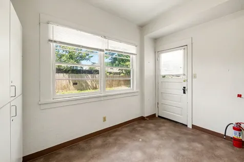 29 Summit Avenue Medford OR 97501