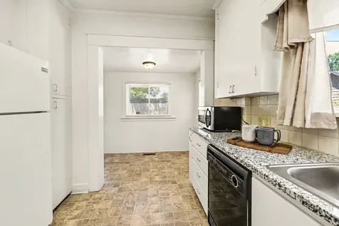 29 Summit Avenue Medford OR 97501