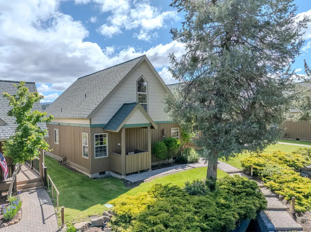 4639 Marsh Hawk Drive Klamath Falls OR 97601