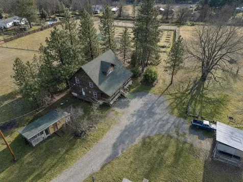 1190 Cedar Flat Road Williams OR 97544