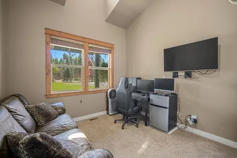 55442 Heierman Drive Bend OR 97707