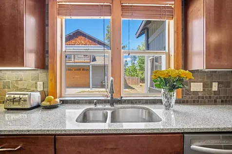 55442 Heierman Drive Bend OR 97707