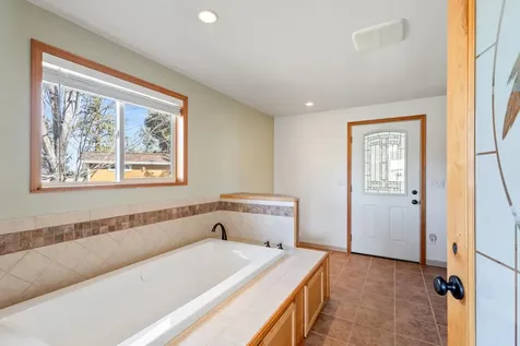 19800 Connarn Road Bend OR 97703