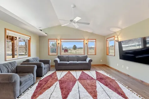 19800 Connarn Road Bend OR 97703
