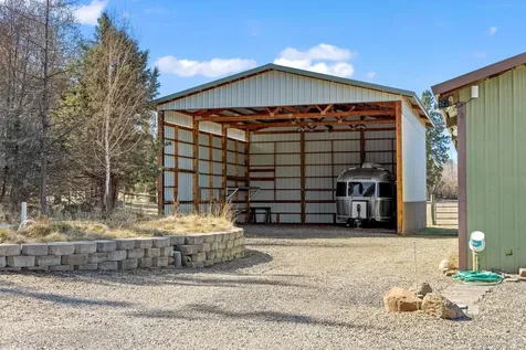 19800 Connarn Road Bend OR 97703