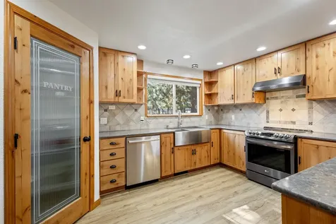 19800 Connarn Road Bend OR 97703