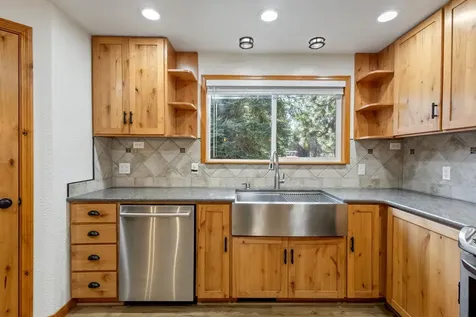 19800 Connarn Road Bend OR 97703