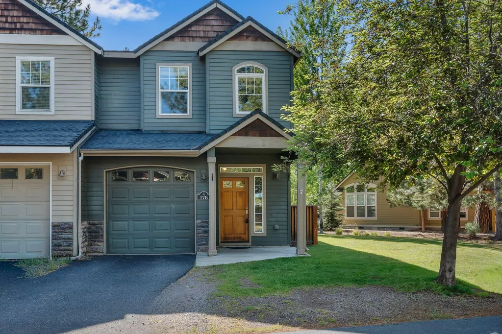 176 S Timber Pine Place Sisters OR 97759