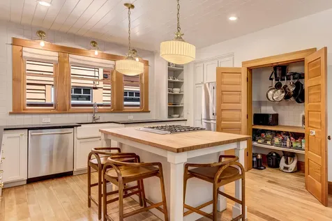 2234 NW High Lakes Loop Bend OR 97703