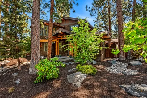 2234 NW High Lakes Loop Bend OR 97703