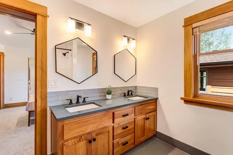 2234 NW High Lakes Loop Bend OR 97703