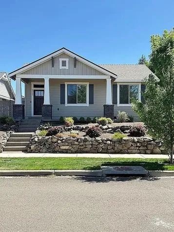 3752 Sunleaf Avenue Medford OR 97504