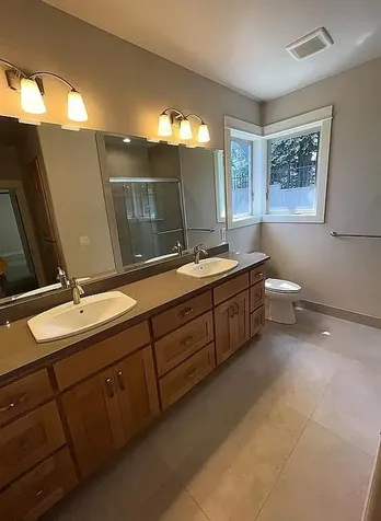 3752 Sunleaf Avenue Medford OR 97504