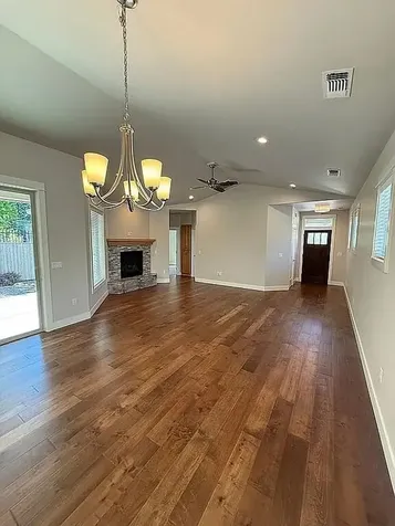 3752 Sunleaf Avenue Medford OR 97504
