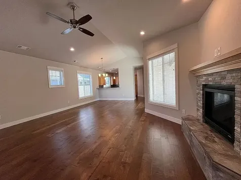 3752 Sunleaf Avenue Medford OR 97504