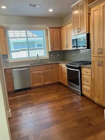 3752 Sunleaf Avenue Medford OR 97504