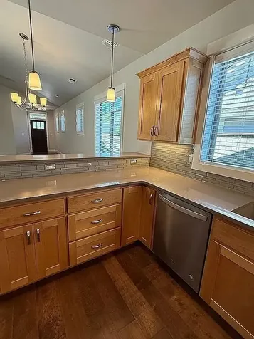 3752 Sunleaf Avenue Medford OR 97504