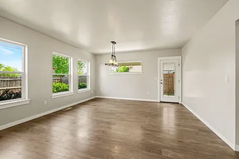 2201 Westwood Drive Medford OR 97501