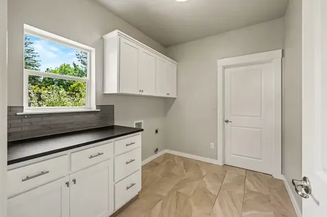 2201 Westwood Drive Medford OR 97501