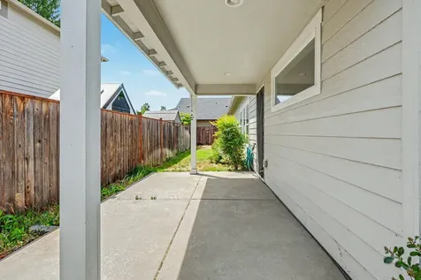 2201 Westwood Drive Medford OR 97501