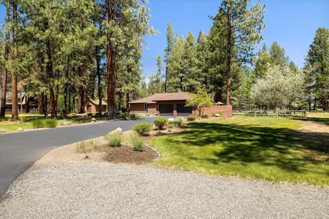 69986 W Meadow Parkway Sisters OR 97759