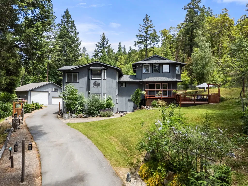3268 Humbug Creek Road Applegate OR 97530