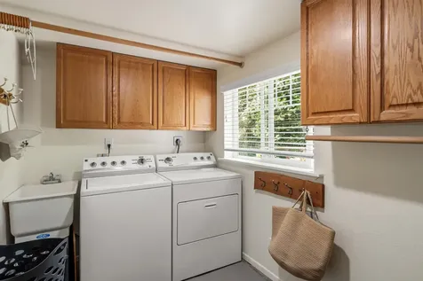 3268 Humbug Creek Road Applegate OR 97530